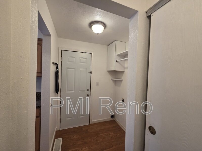 Charming 2 Bed, 2 Bath Home in Desirable South Reno property image