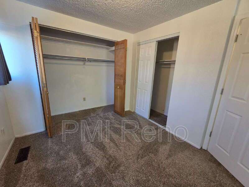 Charming 2 Bed, 2 Bath Home in Desirable South Reno property image