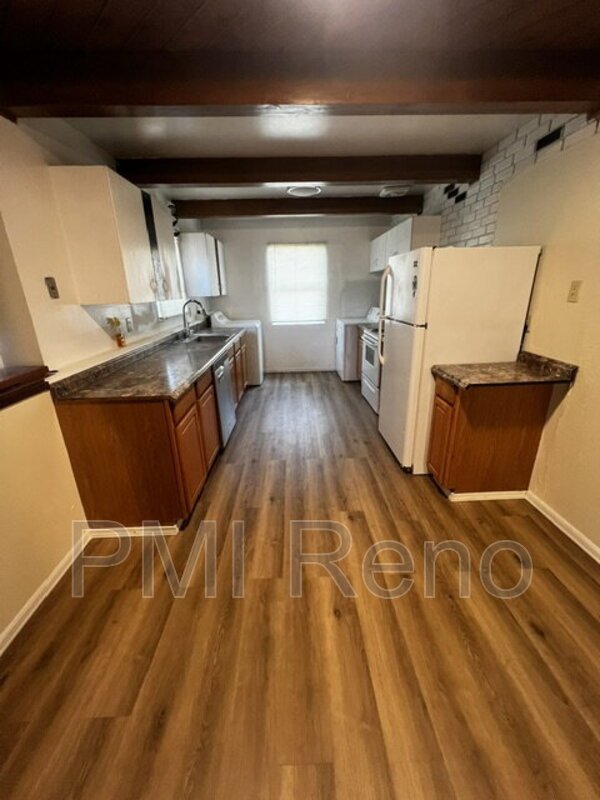 Prime University Location – 4BR Home Just Minutes from Campus property image