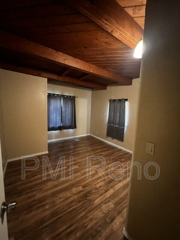 Prime University Location – 4BR Home Just Minutes from Campus property image