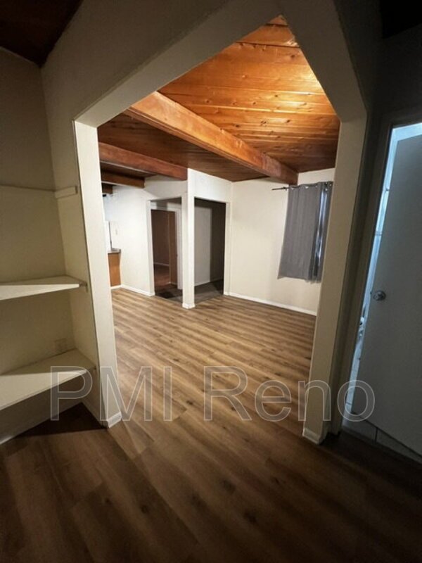 Prime University Location – 4BR Home Just Minutes from Campus property image