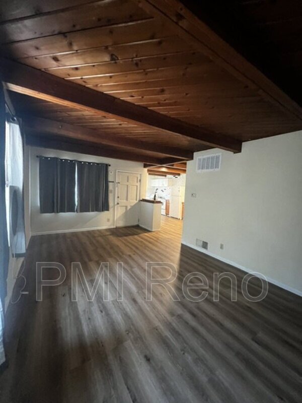 Prime University Location – 4BR Home Just Minutes from Campus property image