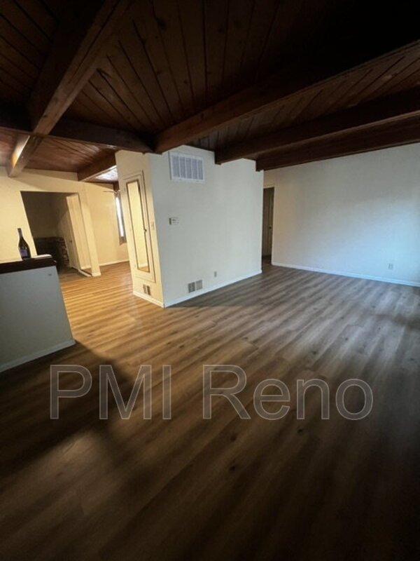 Prime University Location – 4BR Home Just Minutes from Campus property image