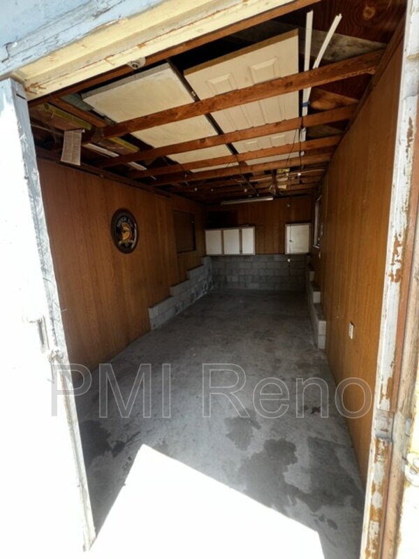 Prime University Location – 4BR Home Just Minutes from Campus property image