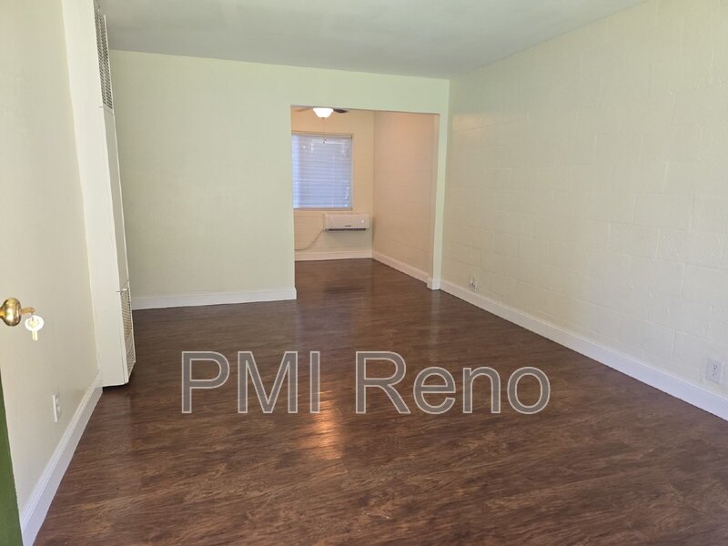 Charming 1 BD, 1 Bath downstairs Apt. close to Mid-Town!!! property image