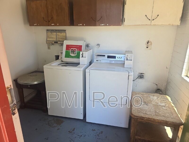 Charming 1 BD, 1 Bath downstairs Apt. close to Mid-Town!!! property image