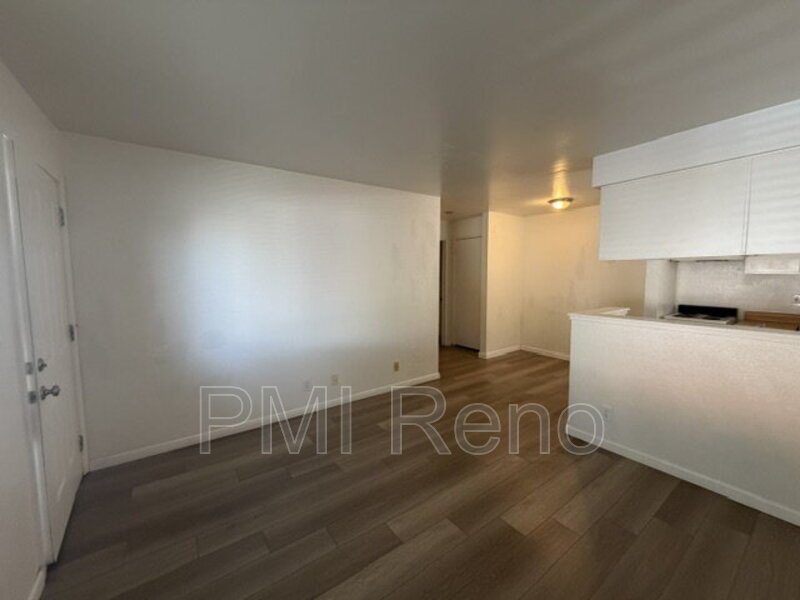 LABOR DAY MOVE IN SPECIAL! $450.00 OFF THE 1ST MONTH'S RENT.
Cozy 1 Bedroom Apartment! property image