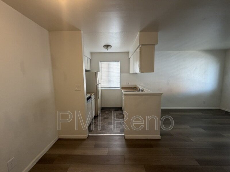 LABOR DAY MOVE IN SPECIAL! $450.00 OFF THE 1ST MONTH'S RENT.
Cozy 1 Bedroom Apartment! property image