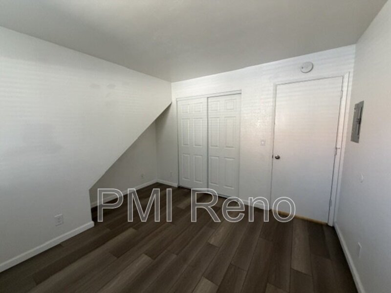 LABOR DAY MOVE IN SPECIAL! $450.00 OFF THE 1ST MONTH'S RENT.
Cozy 1 Bedroom Apartment! property image