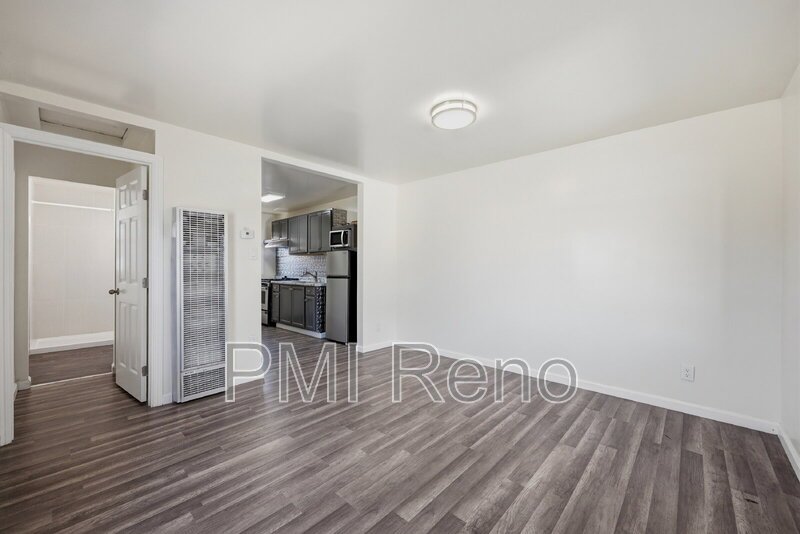Freshly Updated Studio with Large Kitchen and Bathroom! property image