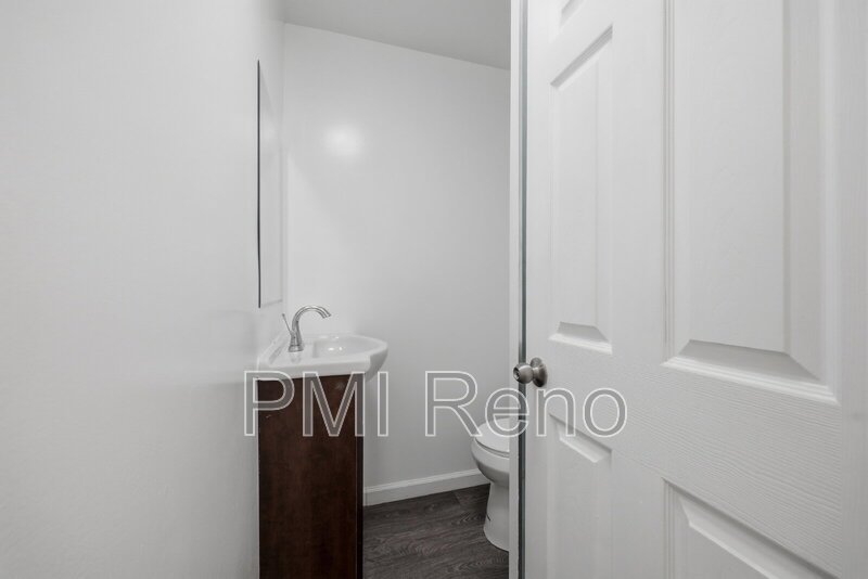 Unique Apartment #4. New Appliances, New Flooring, New bathrooms! 2/2 with Designated Parking/Small pet ok. property image