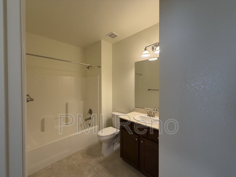 Beautiful, spacious, 3 bedroom, 2 bath home available in Cabernet Highlands! property image