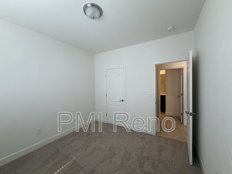 Beautiful, spacious, 3 bedroom, 2 bath home available in Cabernet Highlands! property image
