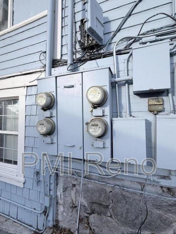 Affordable on-campus room for rent, featuring an en-suite bathroom. property image