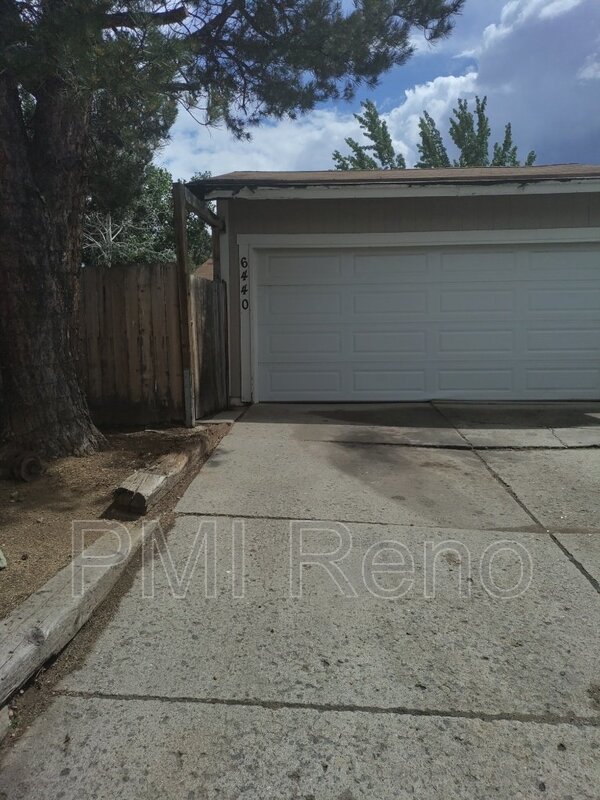 Private, spacious, two-bedroom duplex with a garage in Stead, available soon! property image