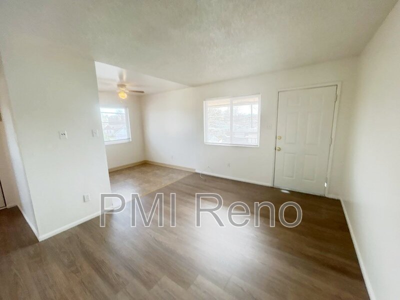 MOVE-IN SPECIAL, $450 OFF THE FIRST MONTH'S RENT!
Cute 1 bedroom 1 bath Apartment Available Now! property image