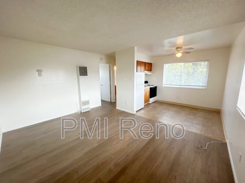 MOVE-IN SPECIAL, $450 OFF THE FIRST MONTH'S RENT!
Cute 1 bedroom 1 bath Apartment Available Now! property image