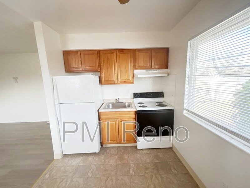 MOVE-IN SPECIAL, $450 OFF THE FIRST MONTH'S RENT!
Cute 1 bedroom 1 bath Apartment Available Now! property image