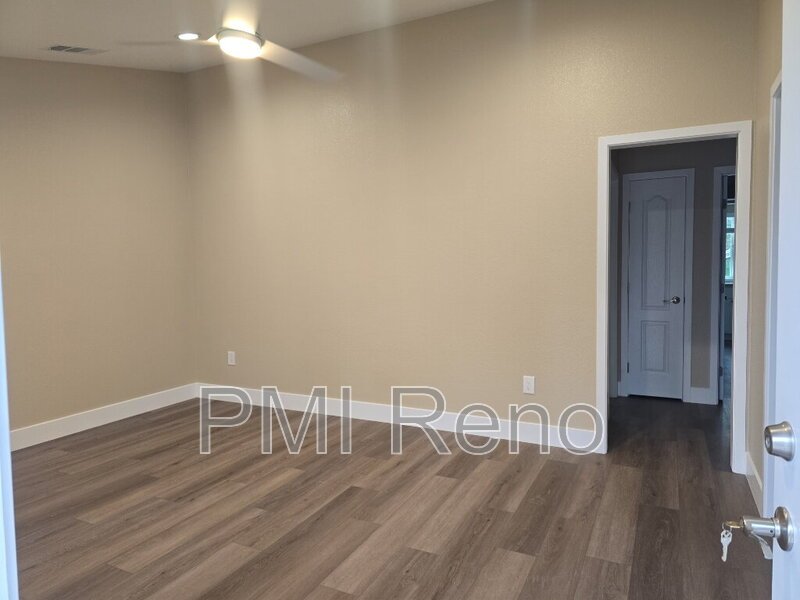 BRAND NEW 2-Bed, 1 Bath Reno Retreat: Modern Comfort with Granite Touches at 450 Tracy Lane! property image