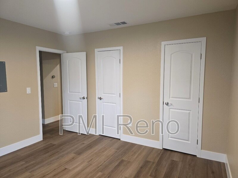BRAND NEW 2-Bed, 1 Bath Reno Retreat: Modern Comfort with Granite Touches at 450 Tracy Lane! property image