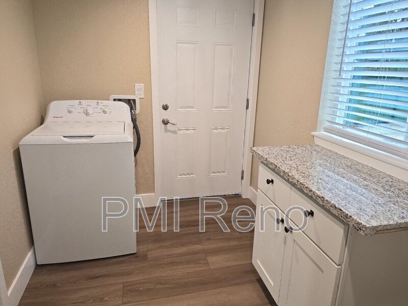 BRAND NEW 2-Bed, 1 Bath Reno Retreat: Modern Comfort with Granite Touches at 450 Tracy Lane! property image