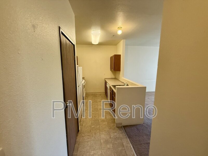 Charming 1-Bedroom Apartment in Sparks – 650 Sq Ft of Cozy Comfort! property image