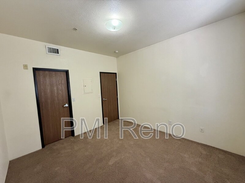 Charming 1-Bedroom Apartment in Sparks – 650 Sq Ft of Cozy Comfort! property image