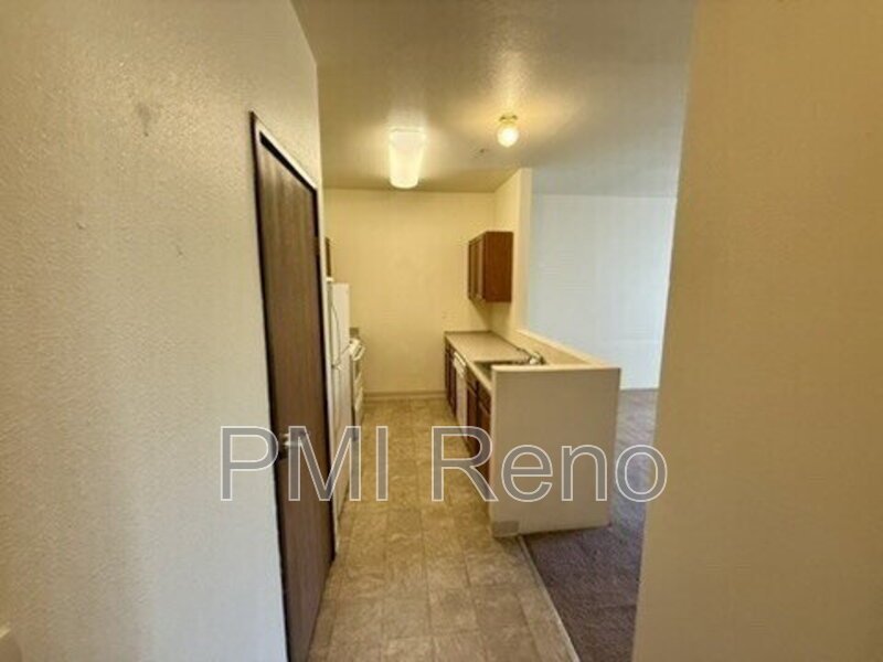 Charming 1-Bedroom Apartment in Sparks – 650 Sq Ft of Cozy Comfort! property image