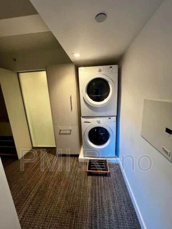 Urban Living at 255 North Sierra: Spacious 1-Bed, 2-Bath Condo in Downtown Reno property image