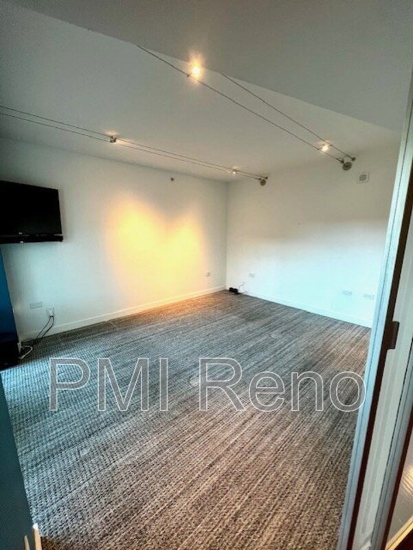 Urban Living at 255 North Sierra: Spacious 1-Bed, 2-Bath Condo in Downtown Reno property image