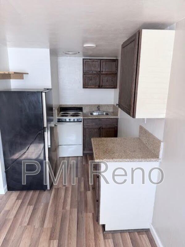 Studio Apartment with Shower/Tub Combo and Great Location in Sparks! property image