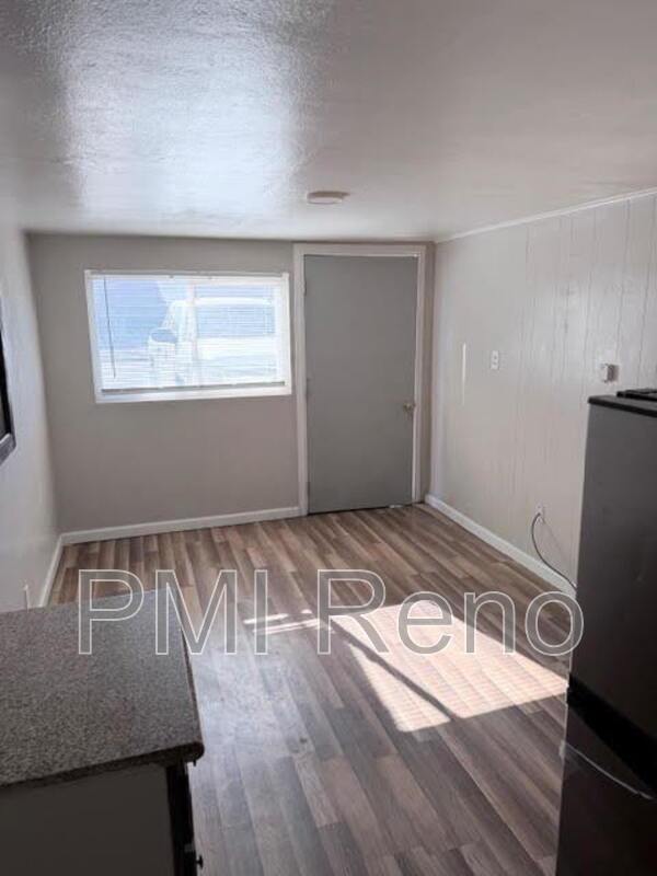 Studio Apartment with Shower/Tub Combo and Great Location in Sparks! property image