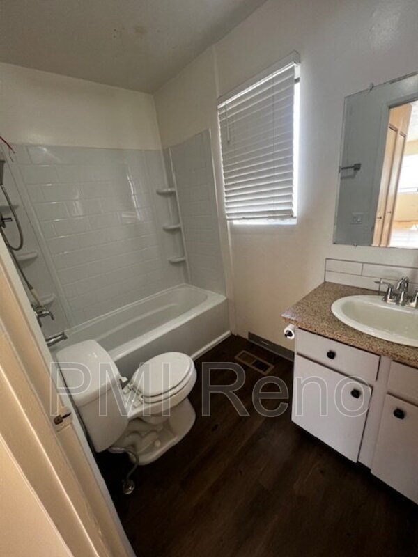 Charming Home Near Historic Downtown Victorian Square property image