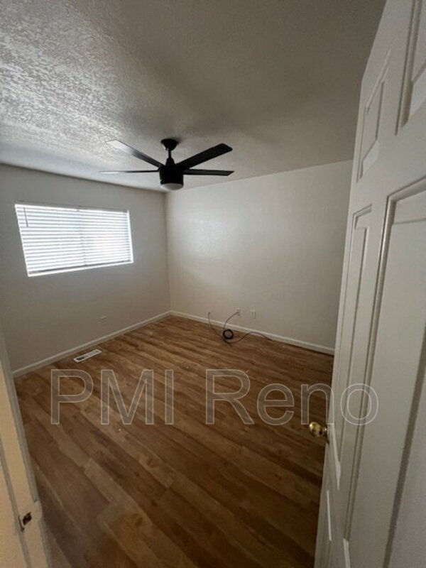 Charming Home Near Historic Downtown Victorian Square property image