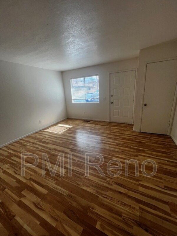 Charming Home Near Historic Downtown Victorian Square property image