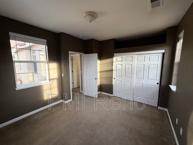 Beautiful South Reno Single-Family Home | 3 Bed | 2.5 Bath | 2,092 Sq Ft property image