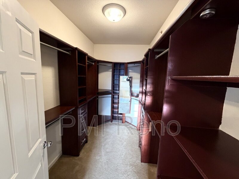 Beautiful South Reno Single-Family Home | 3 Bed | 2.5 Bath | 2,092 Sq Ft property image