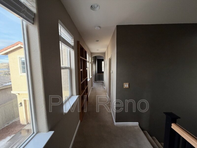 Beautiful South Reno Single-Family Home | 3 Bed | 2.5 Bath | 2,092 Sq Ft property image