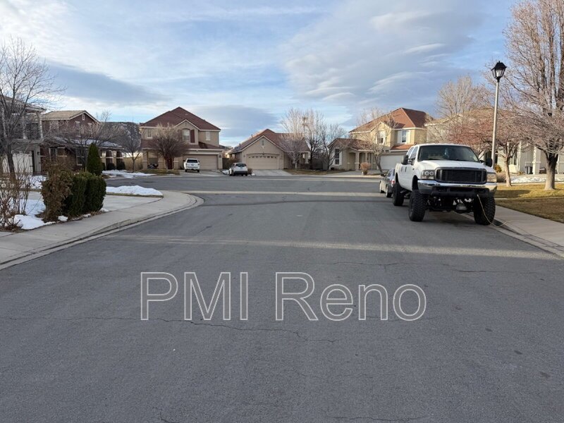 Beautiful South Reno Single-Family Home | 3 Bed | 2.5 Bath | 2,092 Sq Ft property image
