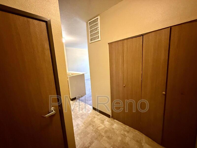 Charming 1-Bedroom Apartment in Sparks – 650 Sq Ft of Cozy Comfort! property image