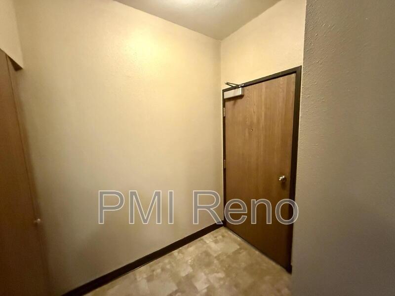 Charming 1-Bedroom Apartment in Sparks – 650 Sq Ft of Cozy Comfort! property image