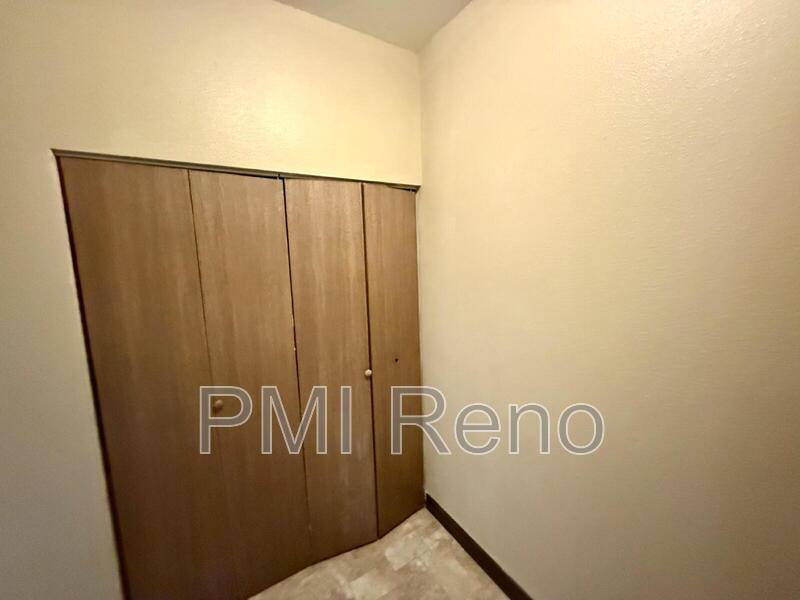 Charming 1-Bedroom Apartment in Sparks – 650 Sq Ft of Cozy Comfort! property image