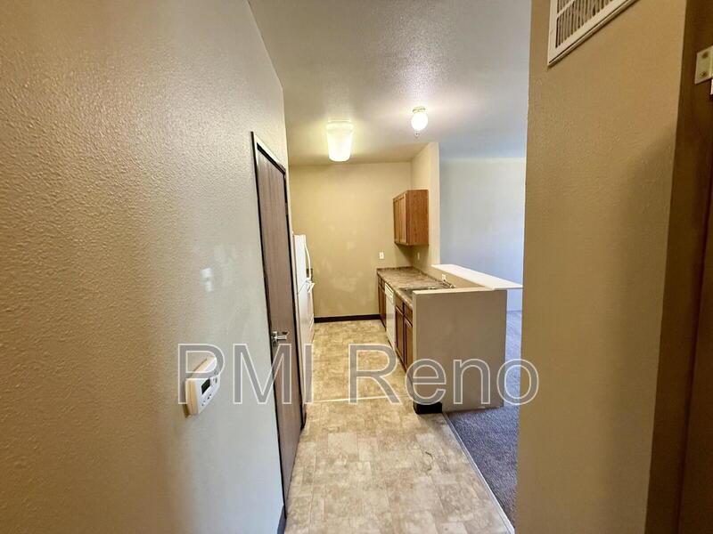 Charming 1-Bedroom Apartment in Sparks – 650 Sq Ft of Cozy Comfort! property image