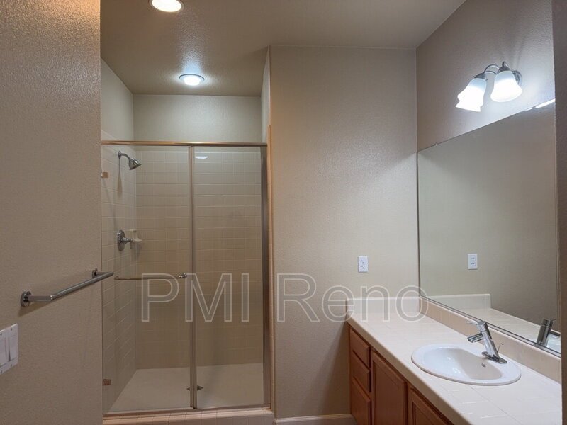 4 bedroom 3.5 bathroom home ready for move in! property image