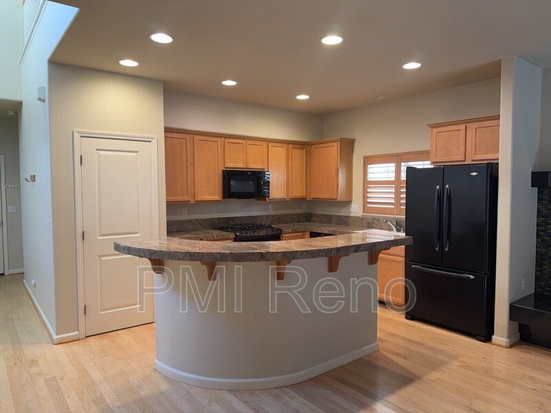 4 bedroom 3.5 bathroom home ready for move in! property image