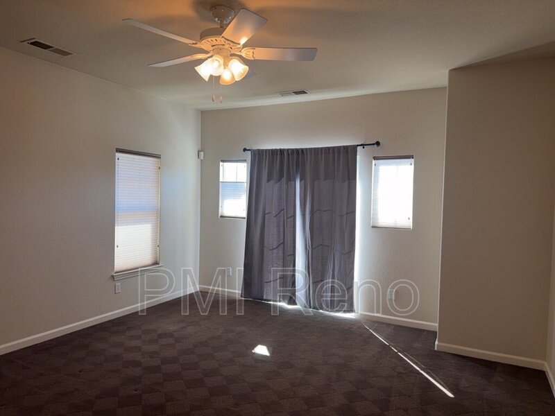 4 bedroom 3.5 bathroom home ready for move in! property image