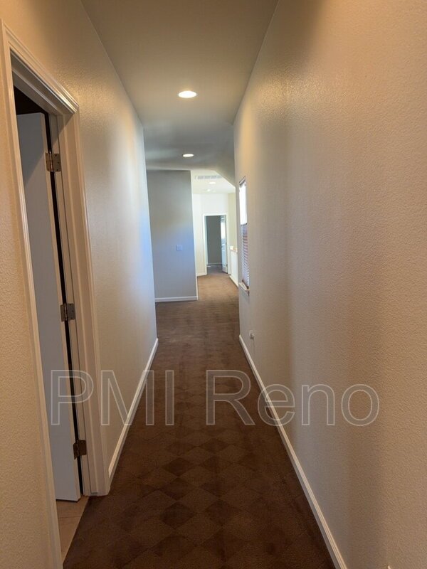 4 bedroom 3.5 bathroom home ready for move in! property image