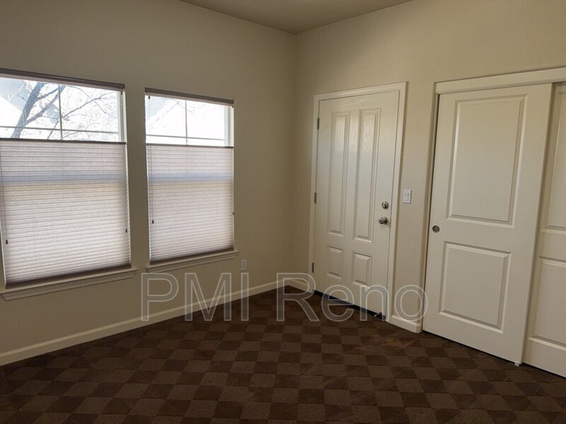 4 bedroom 3.5 bathroom home ready for move in! property image