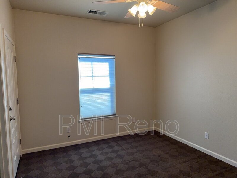 4 bedroom 3.5 bathroom home ready for move in! property image