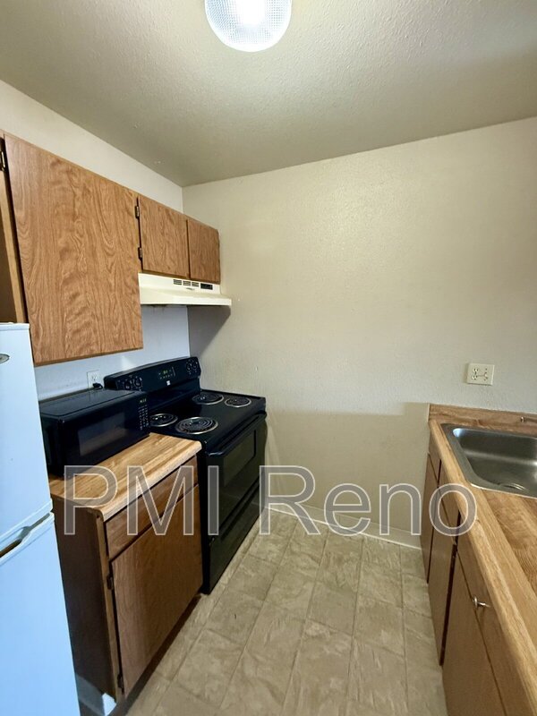 Large Studio Apartment With Secured parking garage. property image